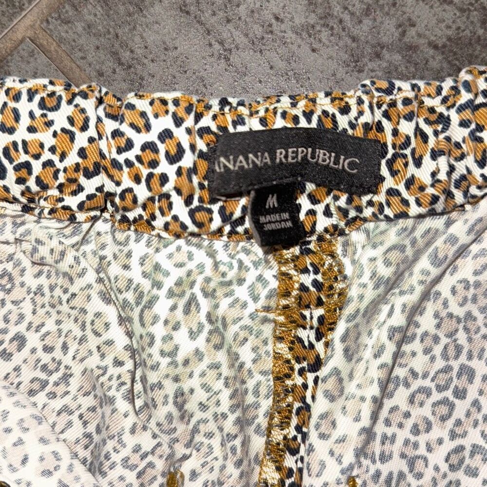 Banana Republic Women’s Leopard print Tencil Pant - Picture 3 of 8